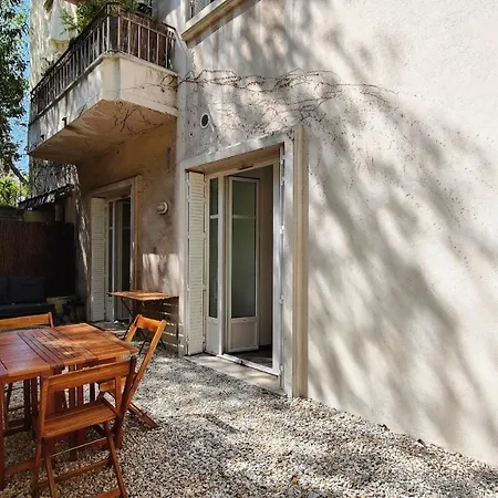 בית נופש Maison Jeanne By Guys