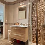 Semesterbostad Maison Jeanne By Guys Nice